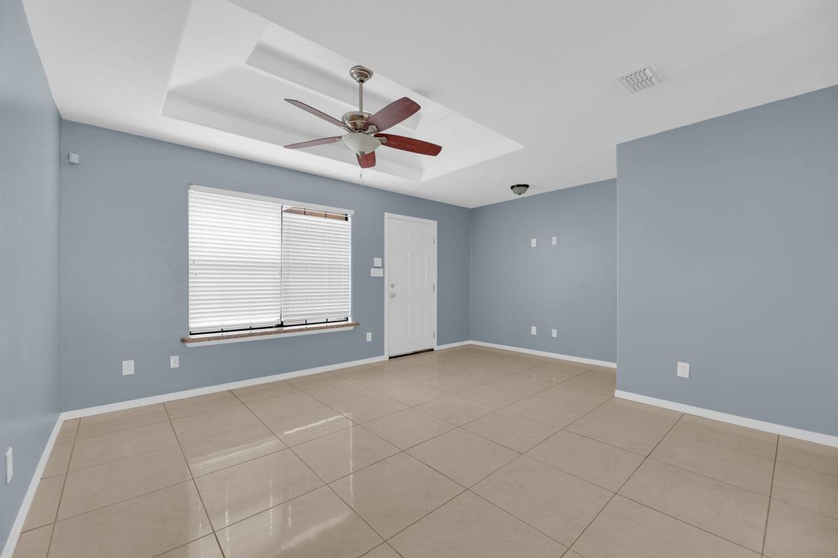 Apartment for rent at 110 S Ridge Lane, San Juan, TX 78589