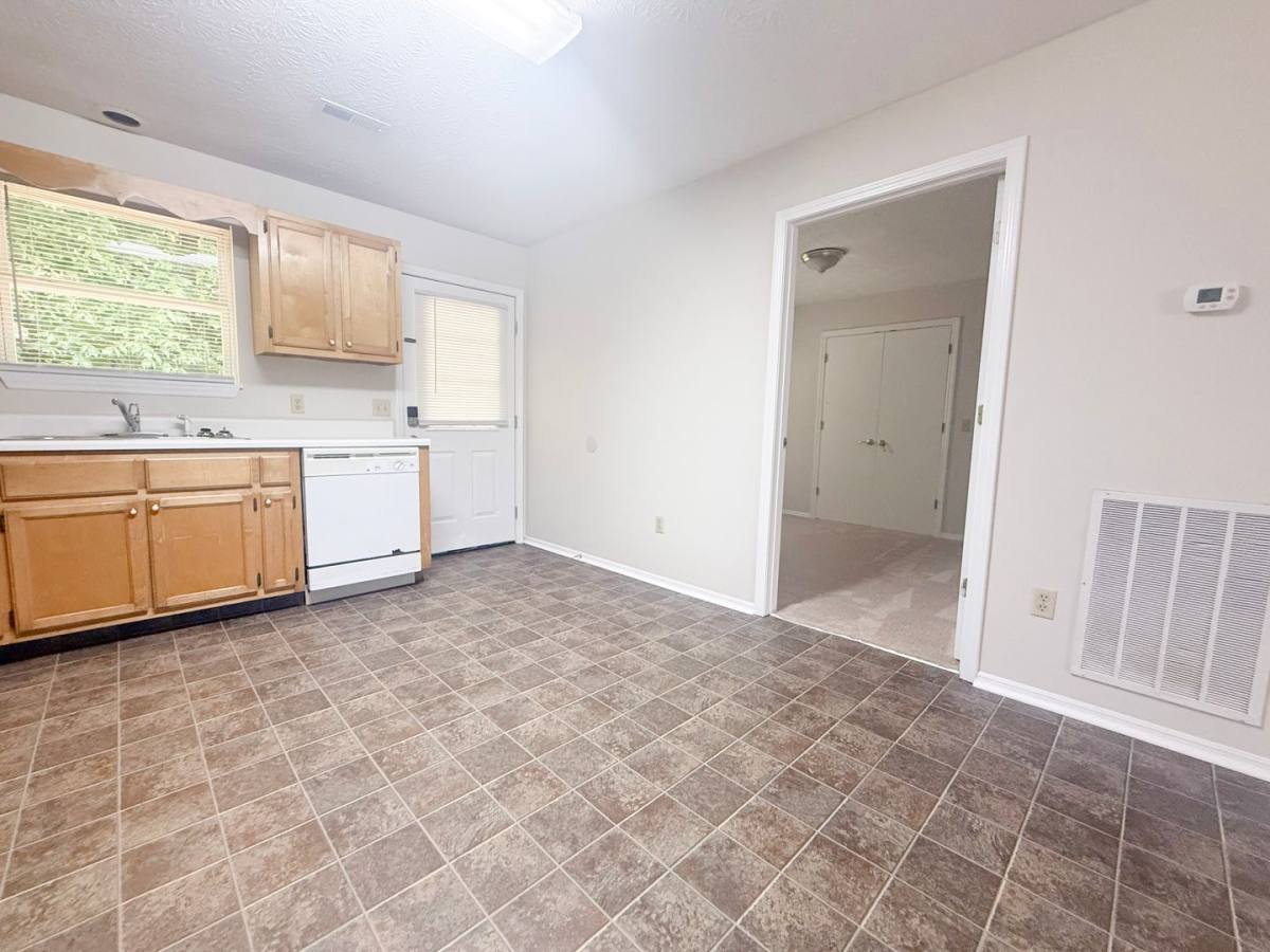 Apartment for rent at 285 E Main St, Cookeville, TN 38506