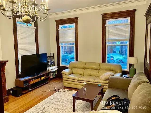 House for rent at 67 Trumbull St, New Haven, CT 06510