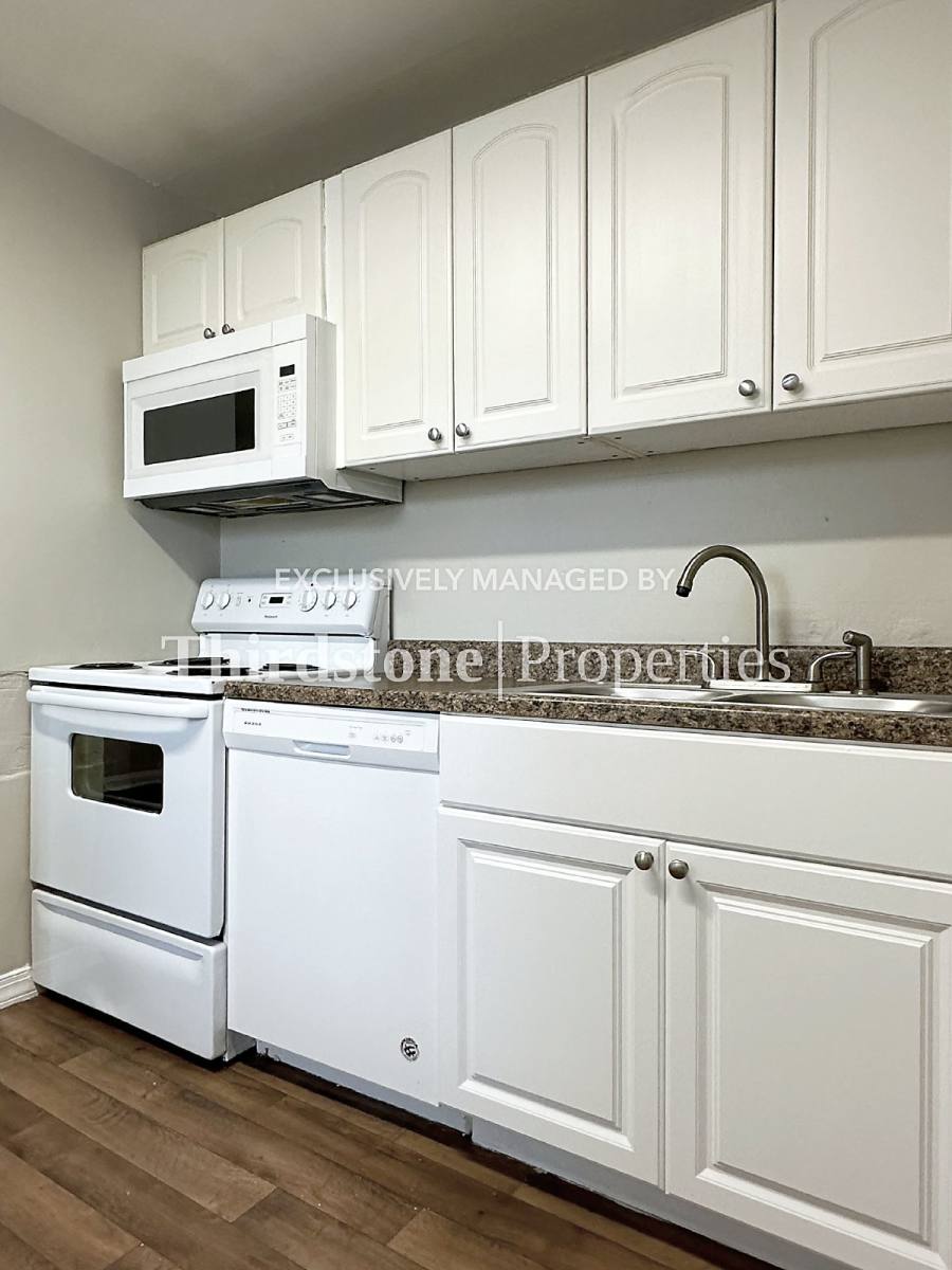 House for rent at 2406 Lamee Ave, Jacksonville, FL 32207