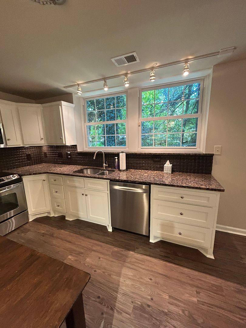 Apartment for rent at 330 3rd St NW, Hickory, NC 28601
