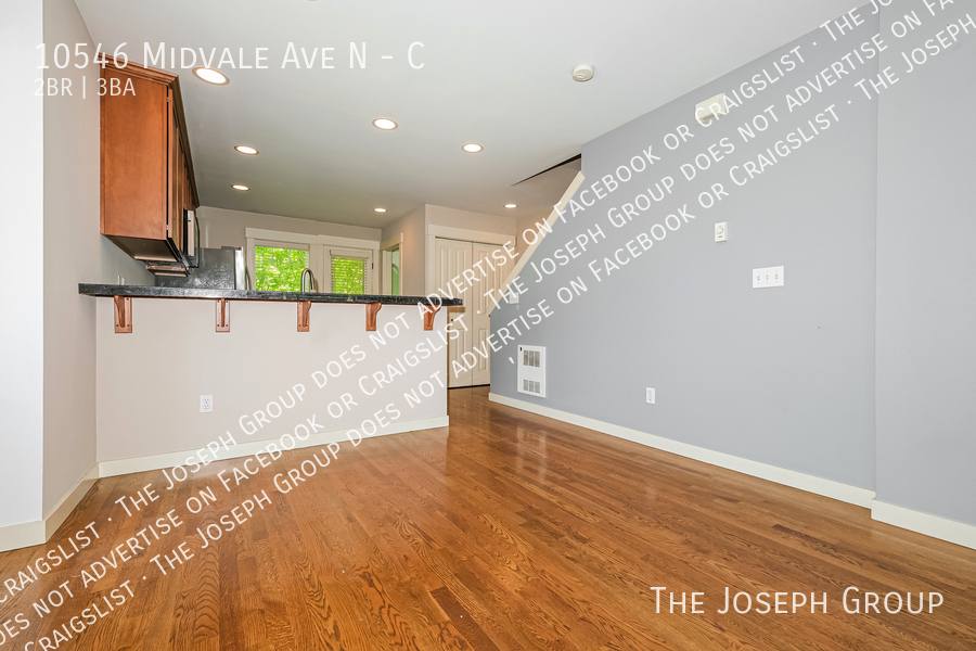 Townhouse for rent at 10546 Midvale Ave N #C, Seattle, WA 98133