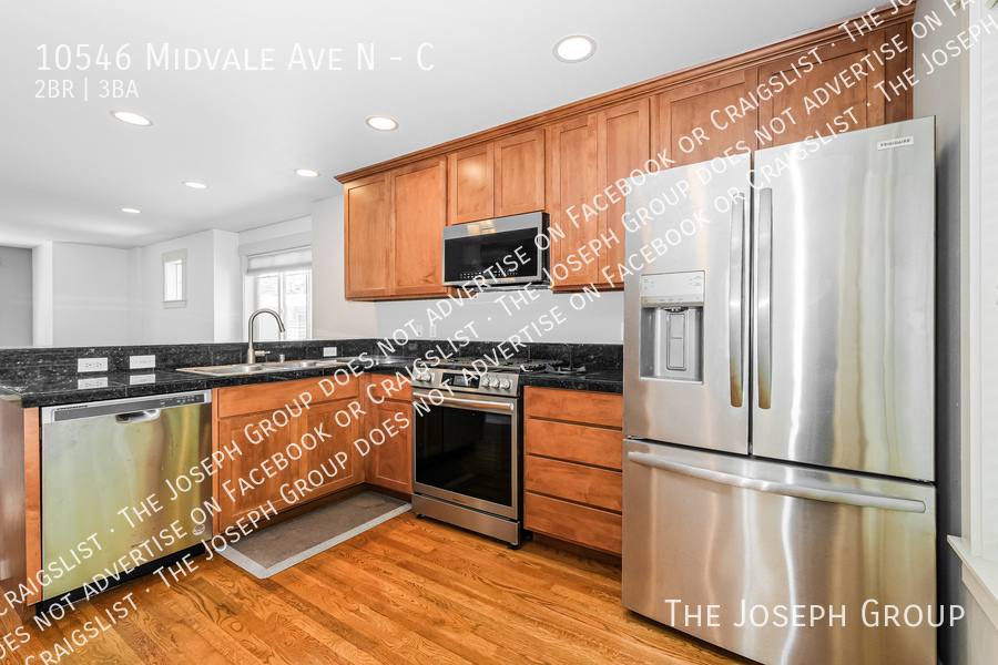 Townhouse for rent at 10546 Midvale Ave N #C, Seattle, WA 98133