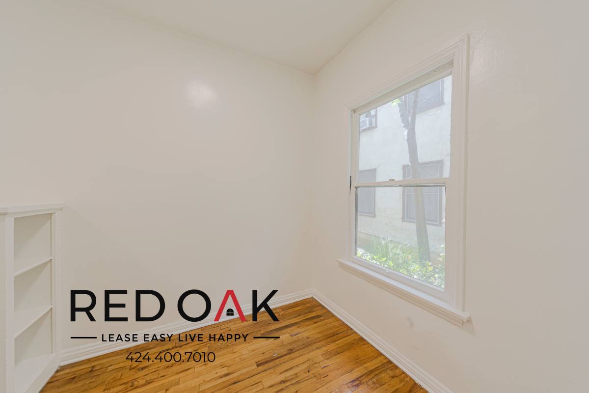 Condo for rent at 836 Sanborn Ave #208, Los Angeles, CA 90029