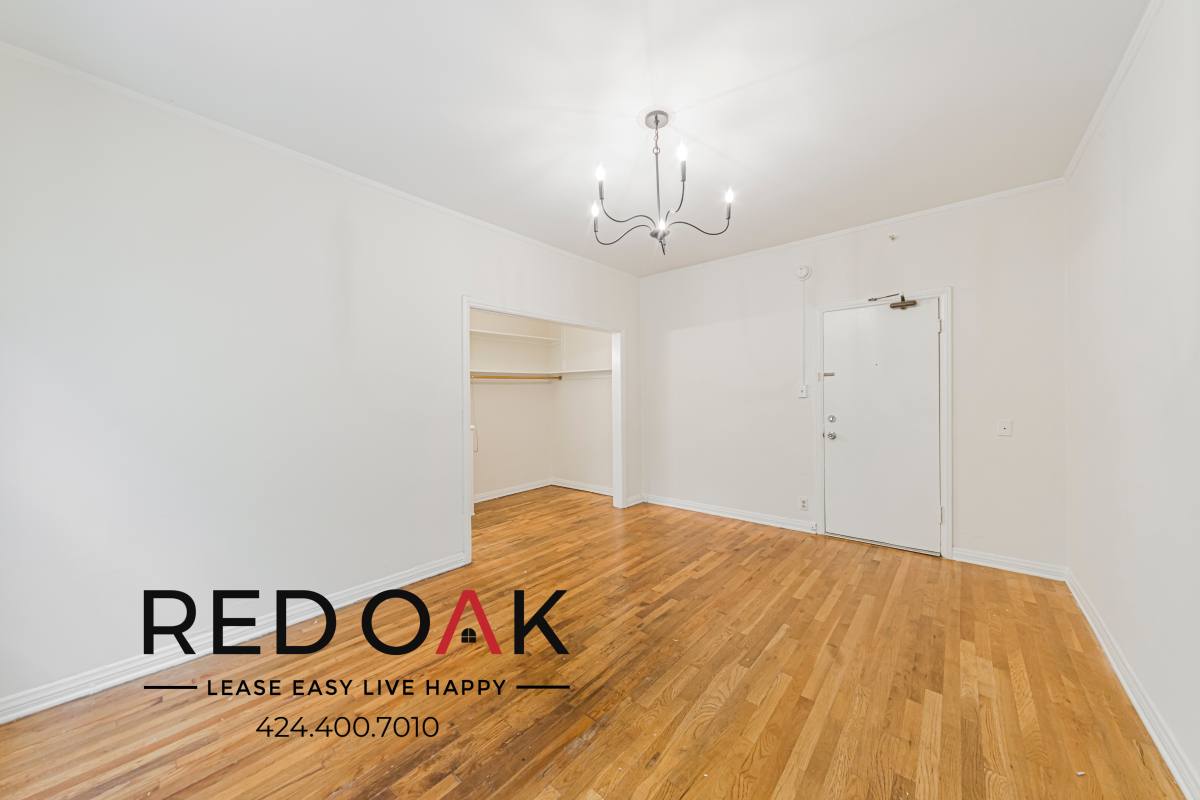 Condo for rent at 836 Sanborn Ave #208, Los Angeles, CA 90029