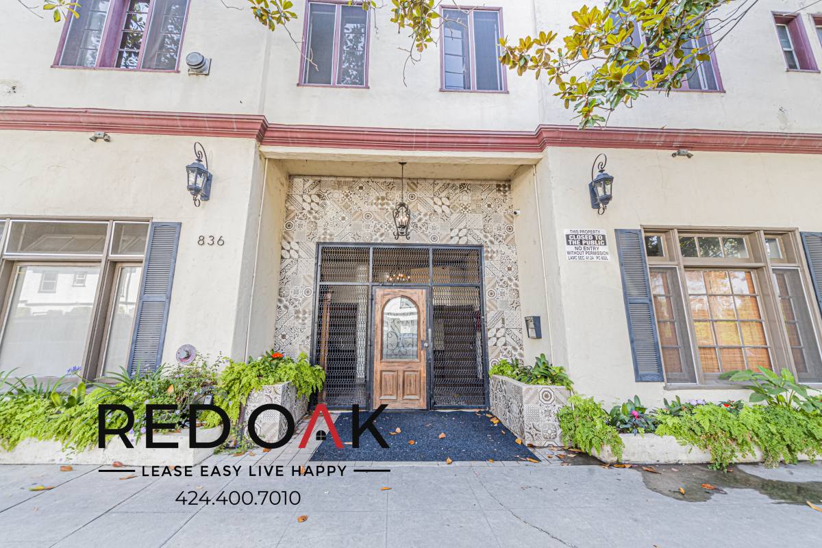 Condo for rent at 836 Sanborn Ave #208, Los Angeles, CA 90029