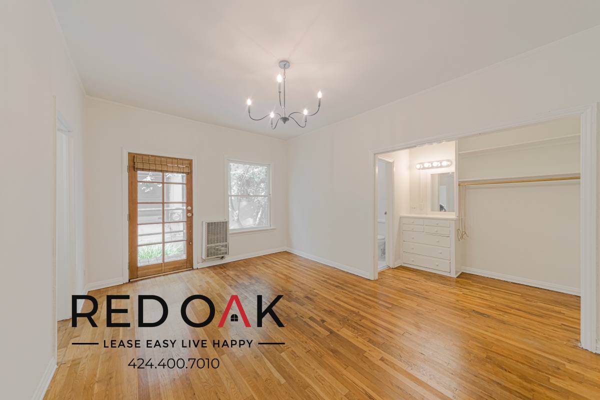 Condo for rent at 836 Sanborn Ave #208, Los Angeles, CA 90029