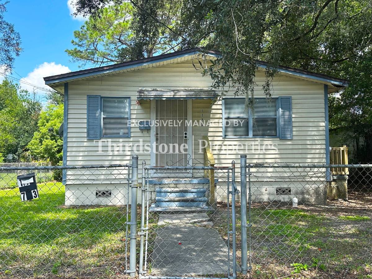 House for rent at 1173 W 27th St, Jacksonville, FL 32209