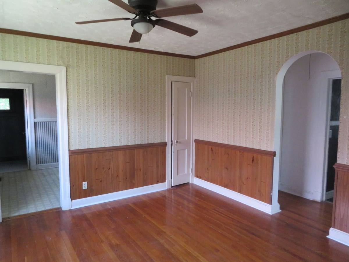 House for rent at 707 Hamilton Ave, Colonial Heights, VA 23834