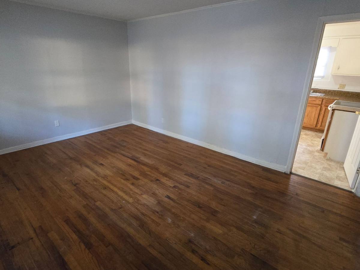 House for rent at 1006 Birchwood Dr, Columbia, SC 29203