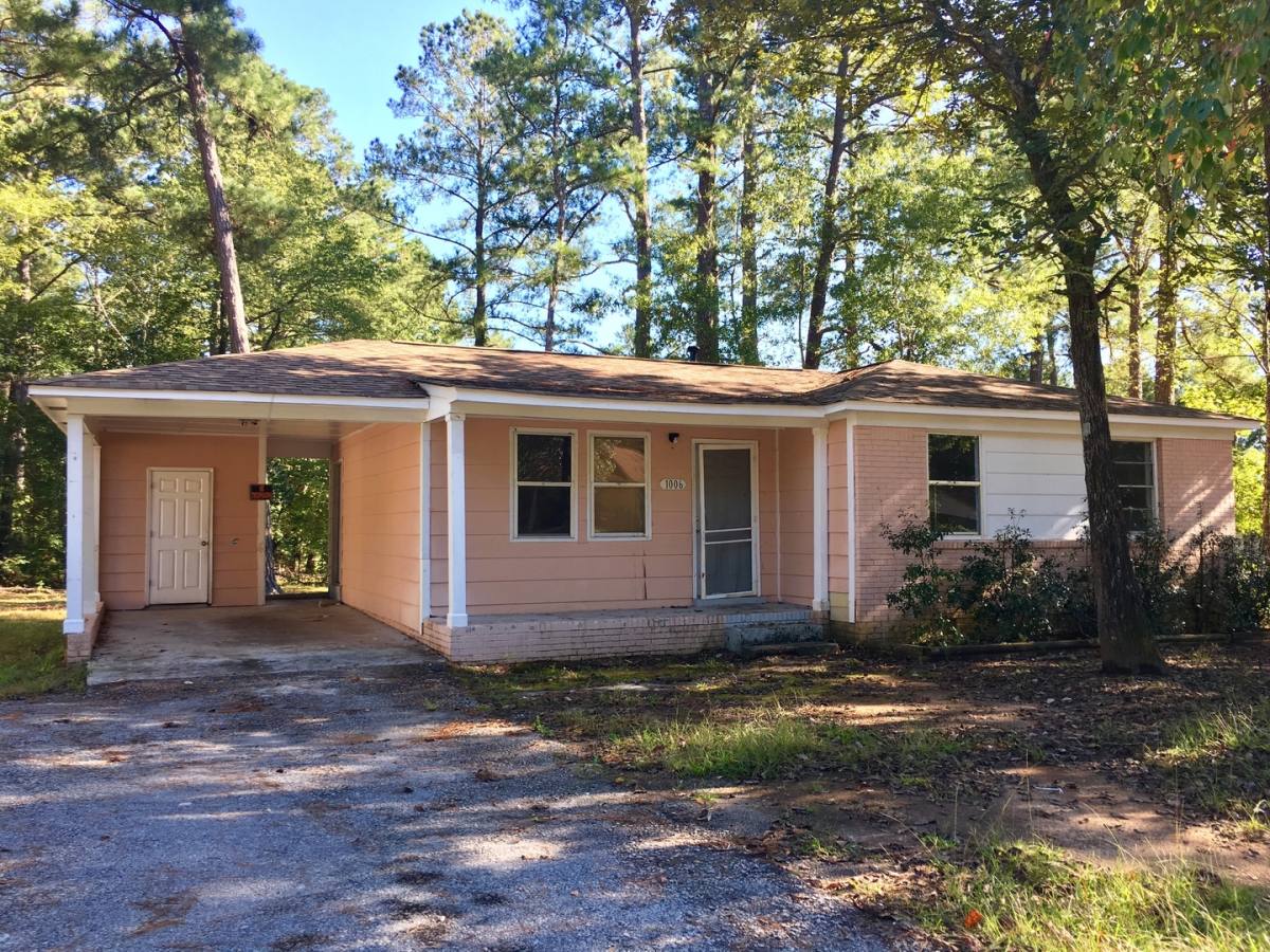 House for rent at 1006 Birchwood Dr, Columbia, SC 29203