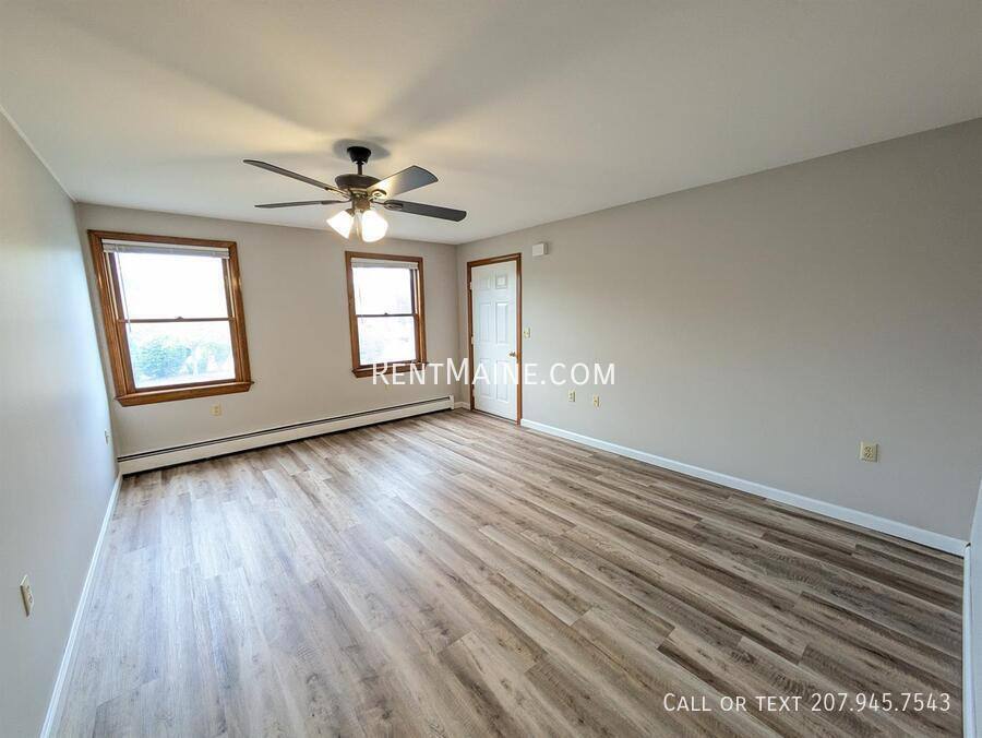 Apartment for rent at 33 Burleigh Rd #7, Bangor, ME 04401