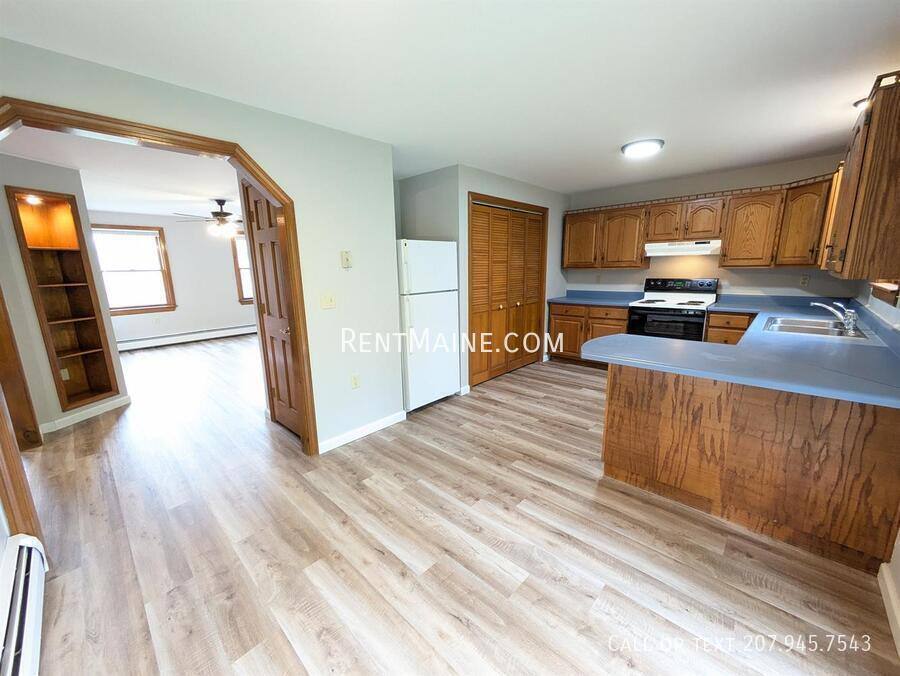Apartment for rent at 33 Burleigh Rd #7, Bangor, ME 04401