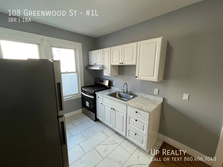 House for rent at 108 Greenwood St #1L, New Haven, CT 06511