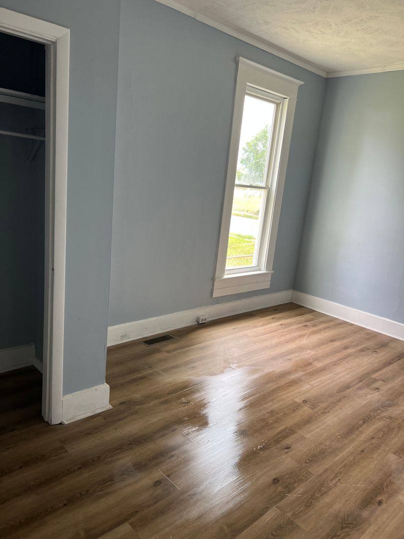 House for rent at 708 N Mulberry, Muncie, IN 47305