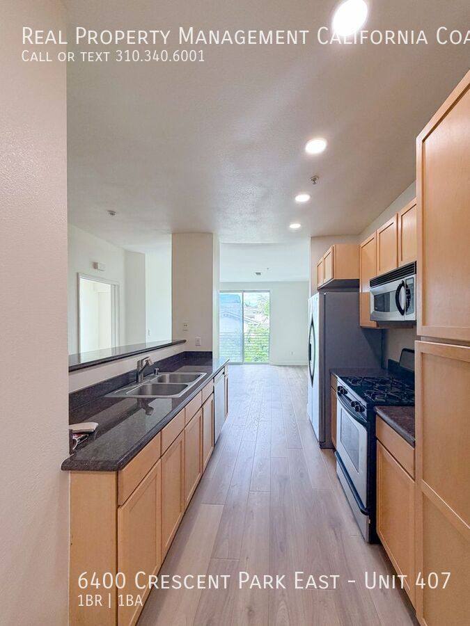 Apartment for rent at 6400 Crescent Park E #407, Playa Vista, CA 90094