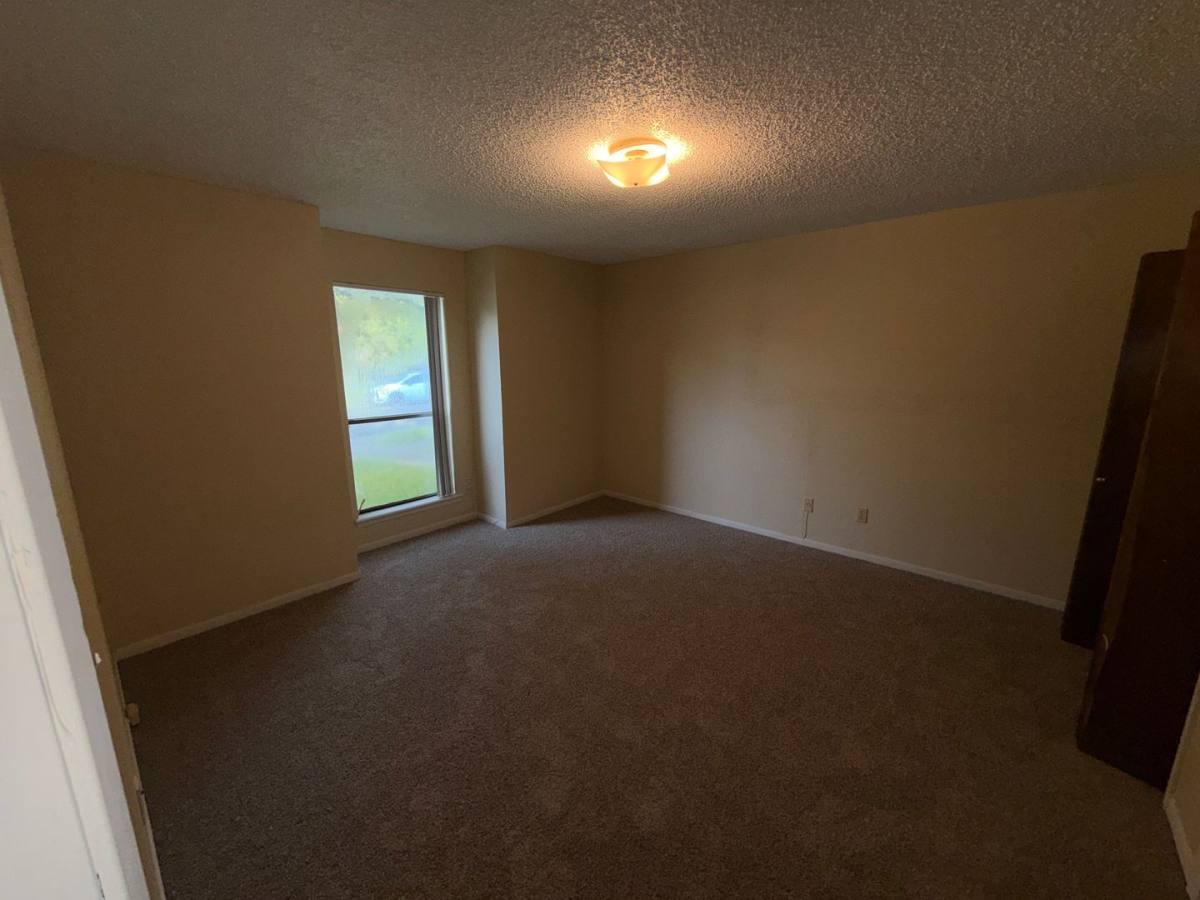Apartment for rent at 5118 Middlecoff Rd, Corpus Christi, TX 78413