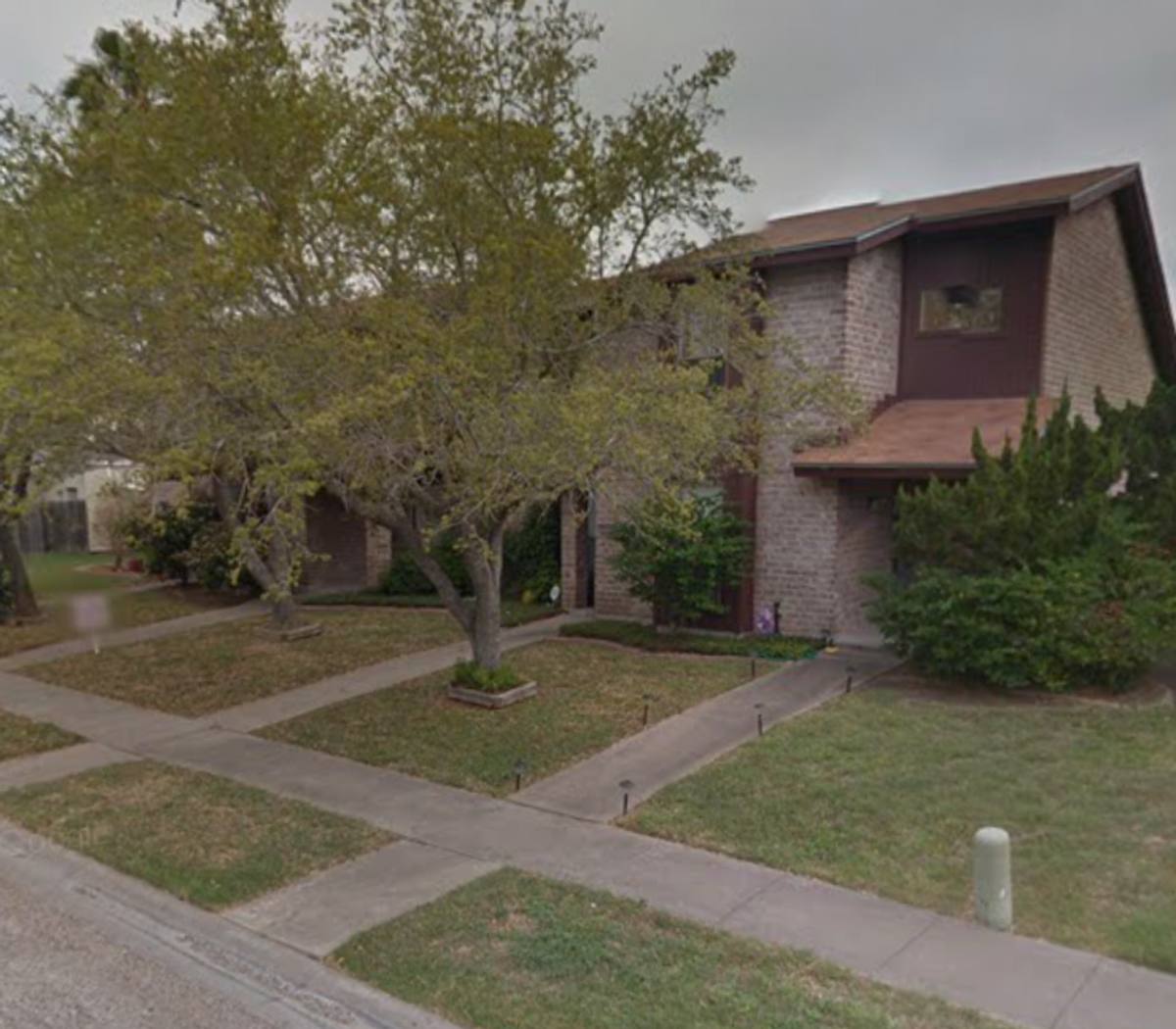 Apartment for rent at 5118 Middlecoff Rd, Corpus Christi, TX 78413