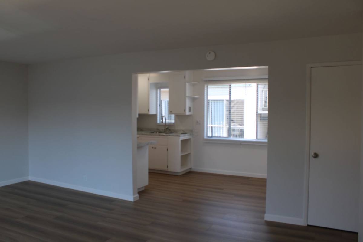 Apartment for rent at 400 Orange, Oakland, CA 94610
