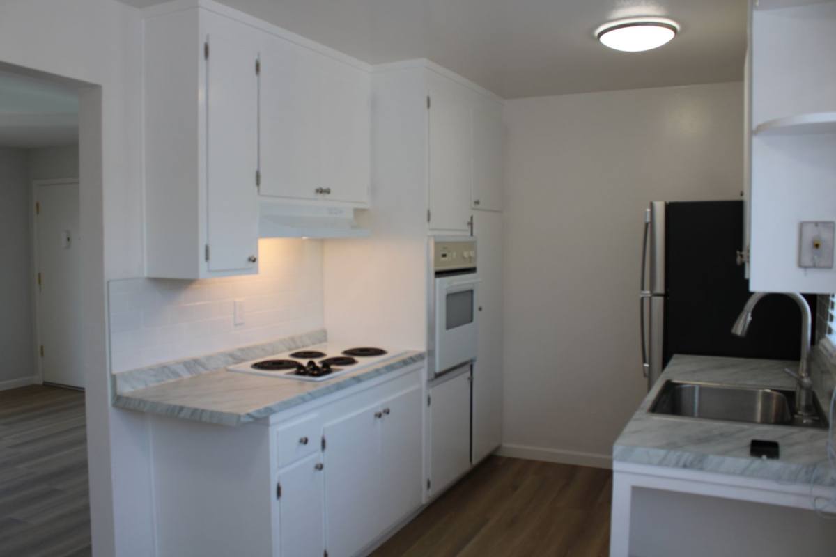 Apartment for rent at 400 Orange, Oakland, CA 94610