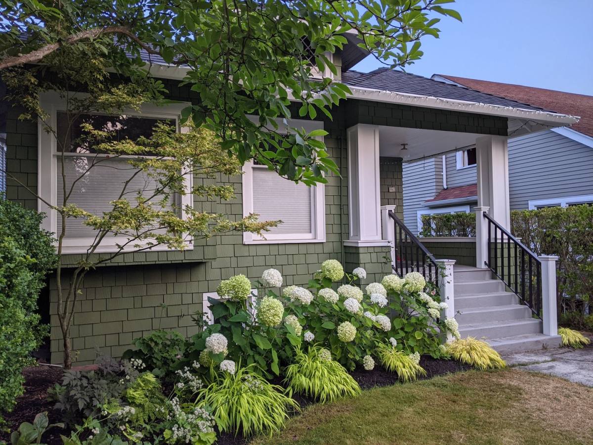 House for rent at 1947 4th Ave W, Seattle, WA 98119