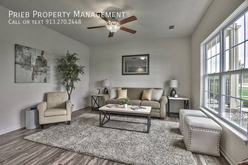Townhouse for rent at 12622 S Prairie Creek Rd #BUILDING 27, Olathe, KS 66061
