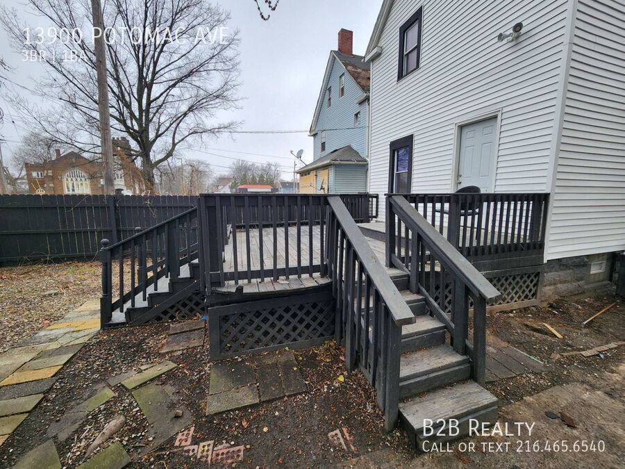 Apartment for rent at 13900 Potomac Ave, Cleveland, OH 44112
