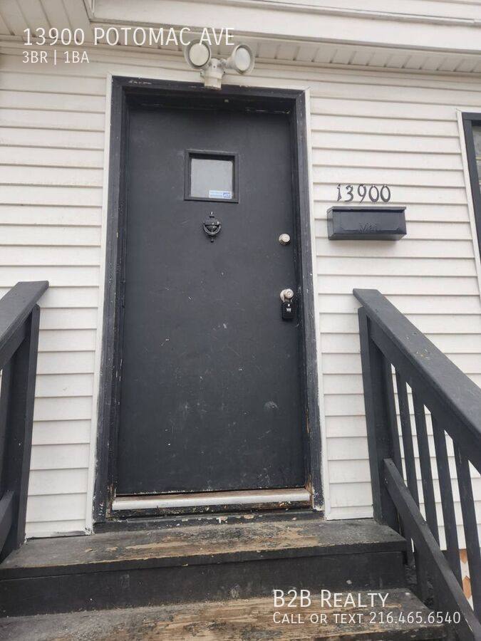 Apartment for rent at 13900 Potomac Ave, Cleveland, OH 44112