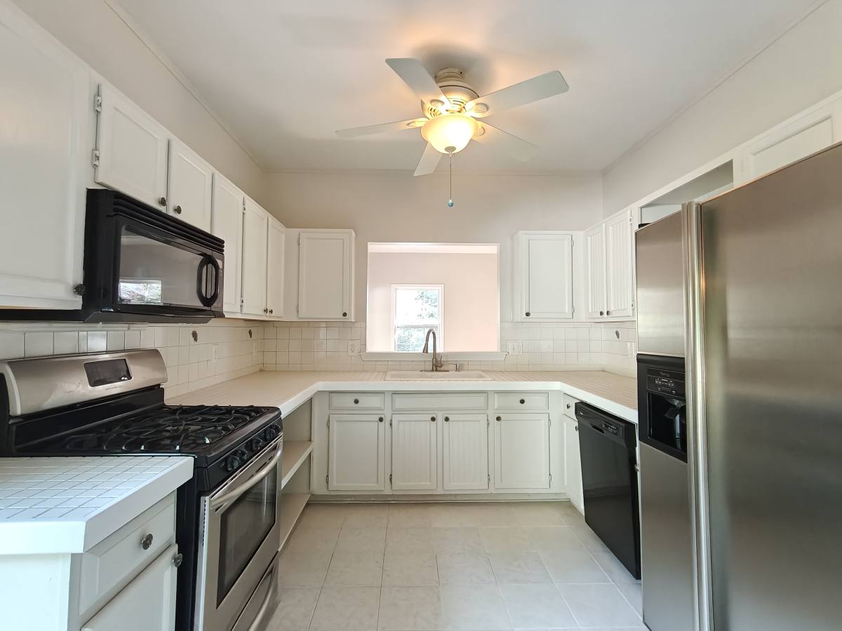House for rent at 88 Devon Rd, Mays Landing, NJ 08330