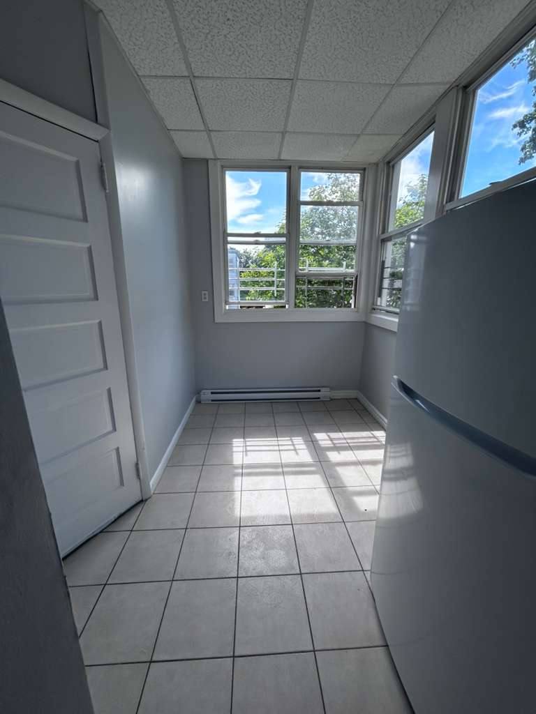 Apartment for rent at 4 Convent Ave, Yonkers, NY 10703