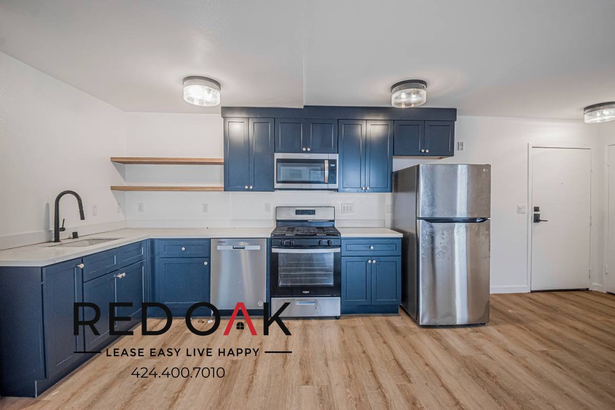 Condo for rent at 134 N Mariposa Ave #214, Los Angeles, CA 90004