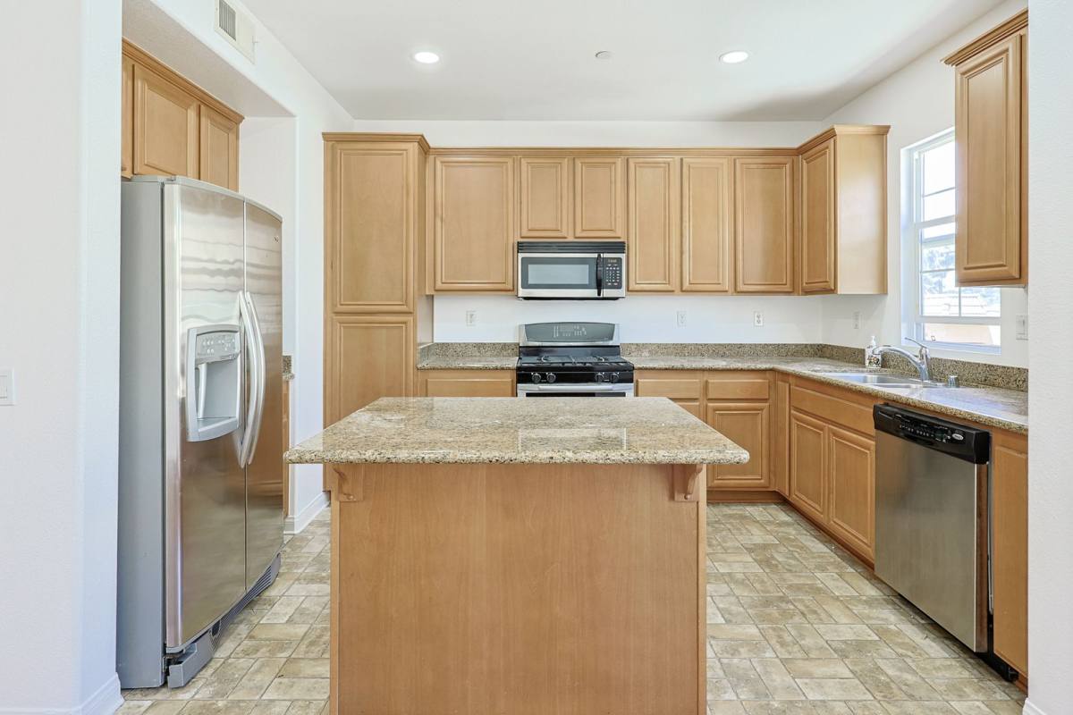 Townhouse for rent at 7370 La Mesita Place, La Mesa, CA 91942