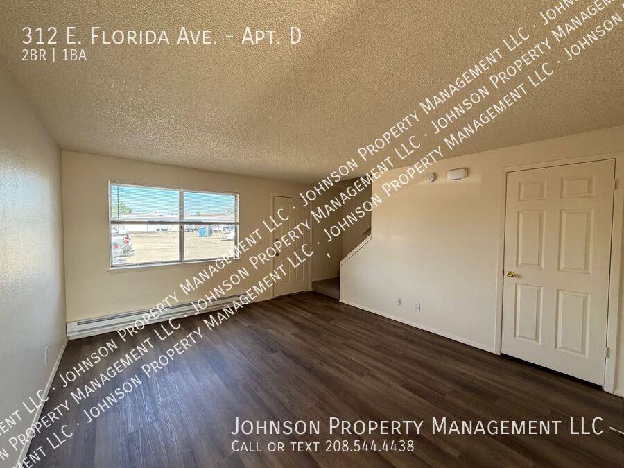 Townhouse for rent at 312 E Florida Ave #D, Nampa, ID 83686