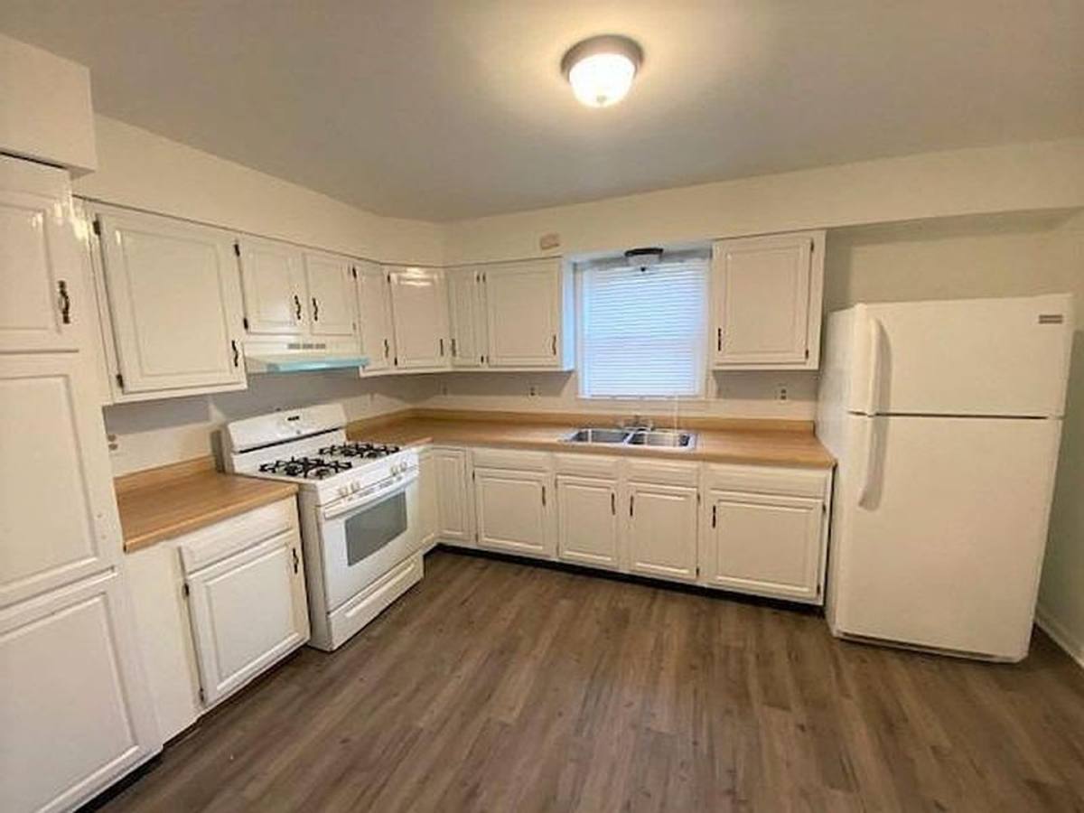 House for rent at 663 Shropshire Ave, Lexington, KY 40508