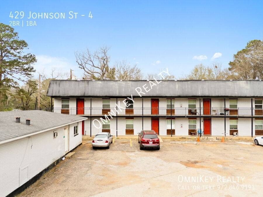 Apartment for rent at 429 Johnson St #4, Longview, TX 75602