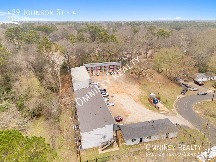 Apartment for rent at 429 Johnson St #4, Longview, TX 75602