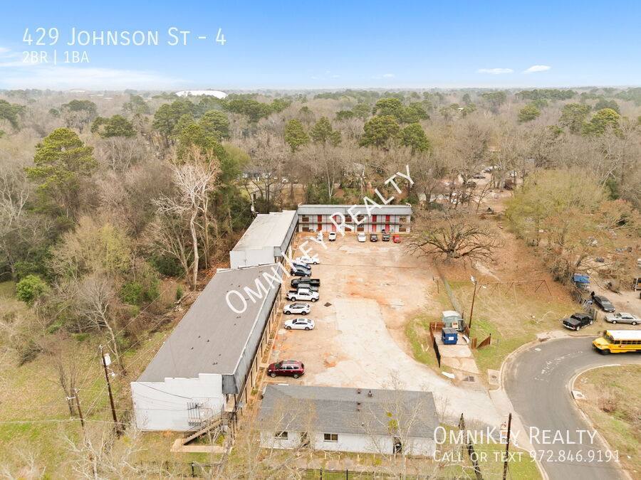 Apartment for rent at 429 Johnson St #4, Longview, TX 75602