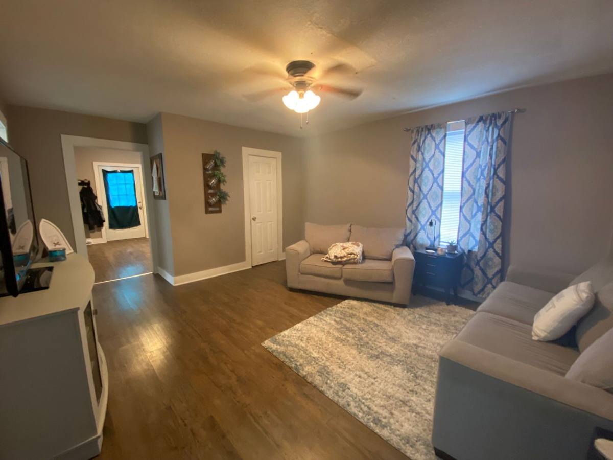 Apartment for rent at 119 N 22nd, Mattoon, IL 61938