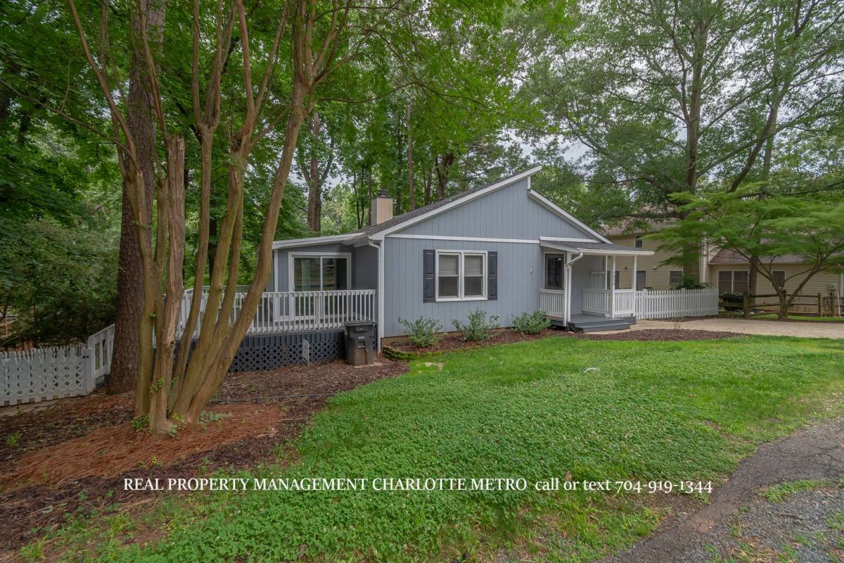 House for rent at 1059 Woodlake Lane, Fort Mill, SC 29708