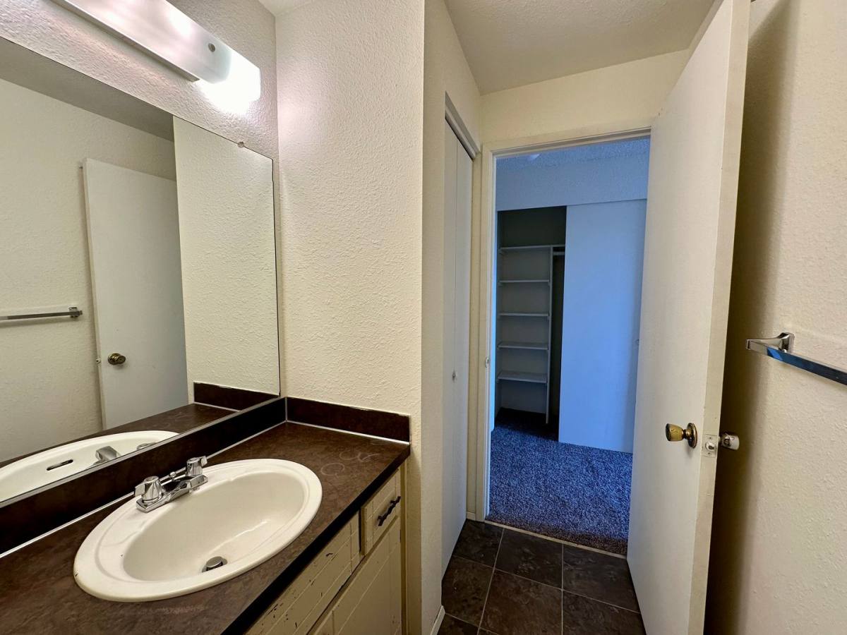 Apartment for rent at 2300 Douglas Ave, Bellingham, WA 98225