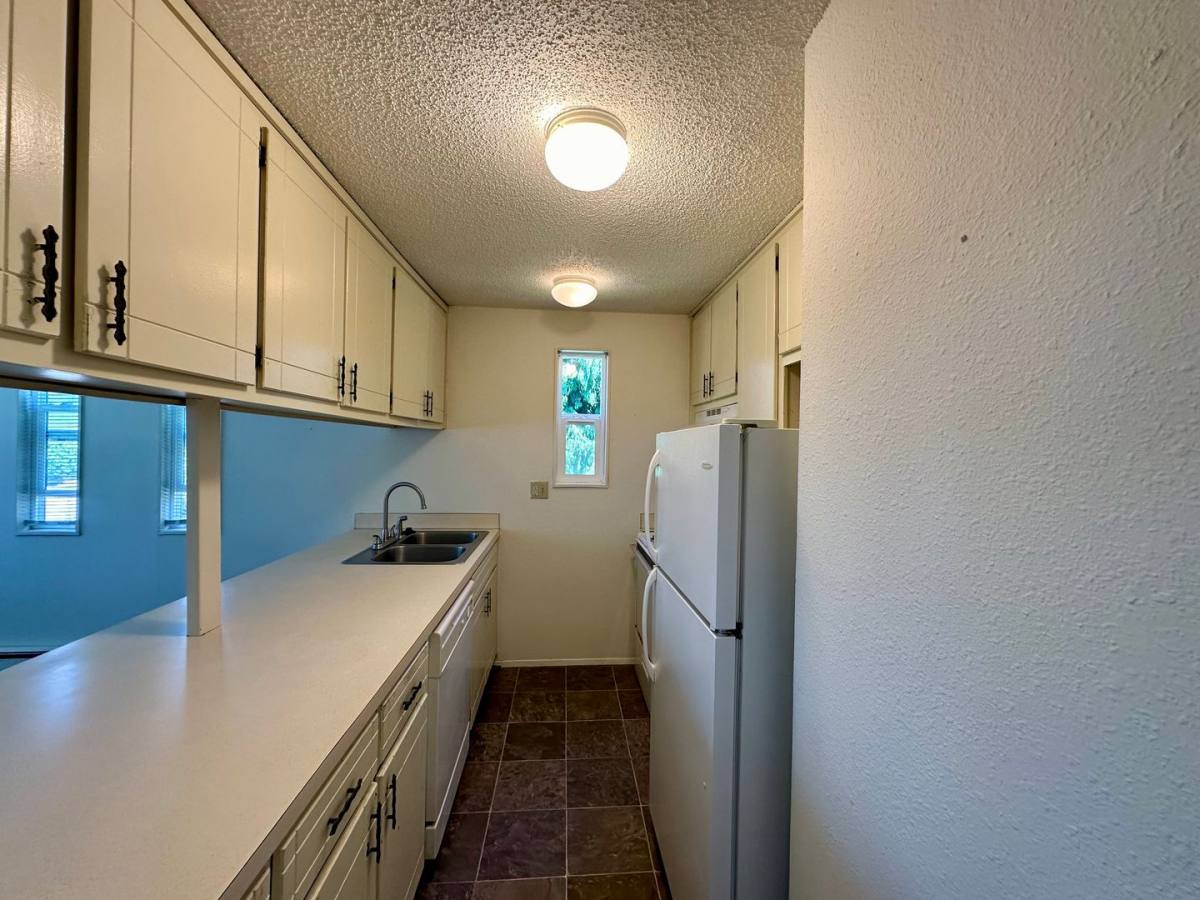 Apartment for rent at 2300 Douglas Ave, Bellingham, WA 98225