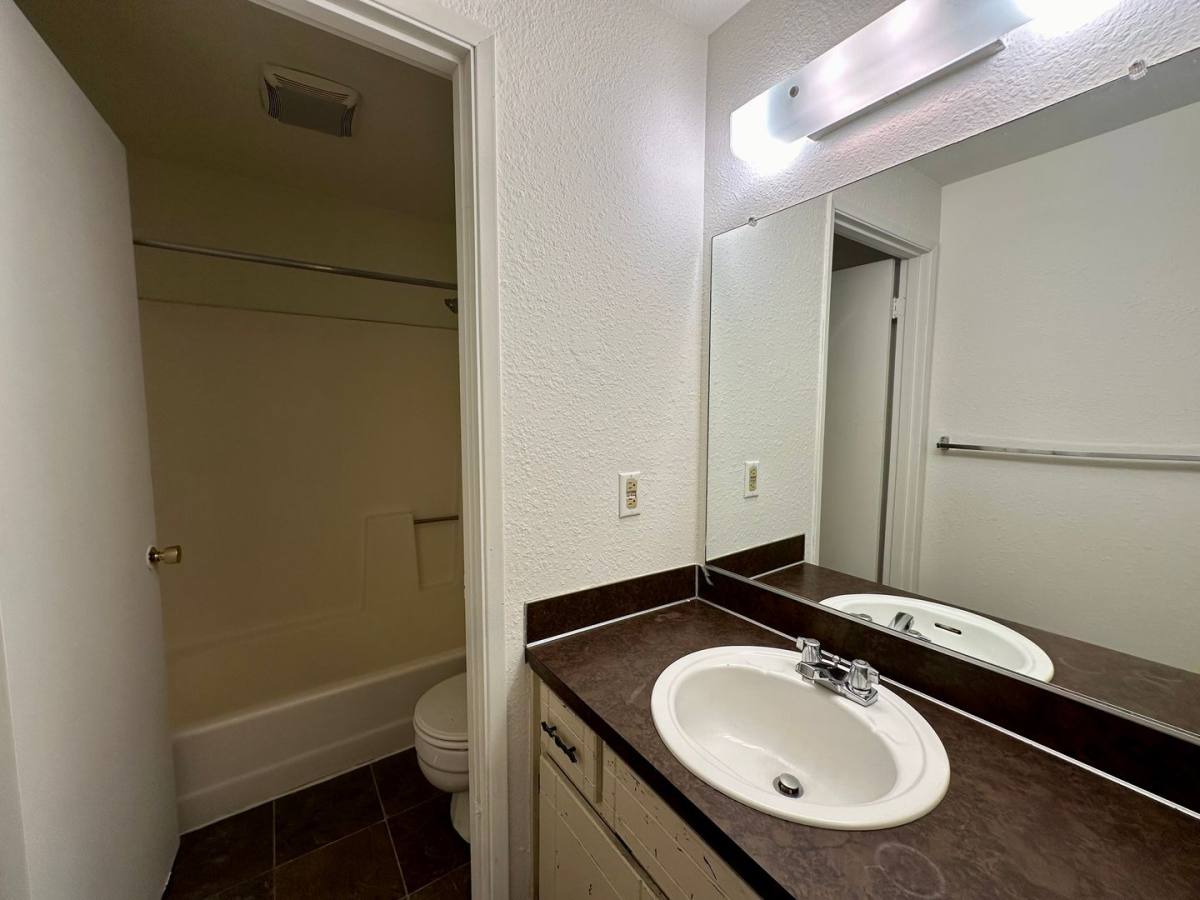 Apartment for rent at 2300 Douglas Ave, Bellingham, WA 98225