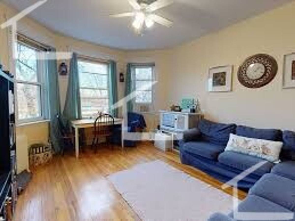 Apartment for rent at 1637B Commonwealth Ave, Brighton, MA 02135