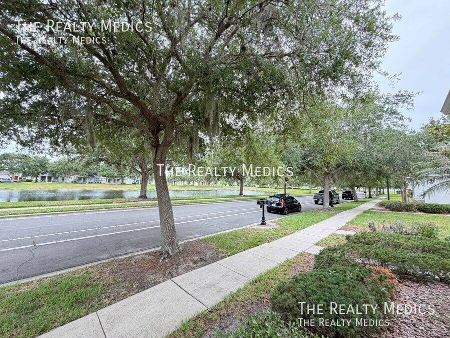 House for rent at 2411 Grasmere View Parkway N, Kissimmee, FL 34746