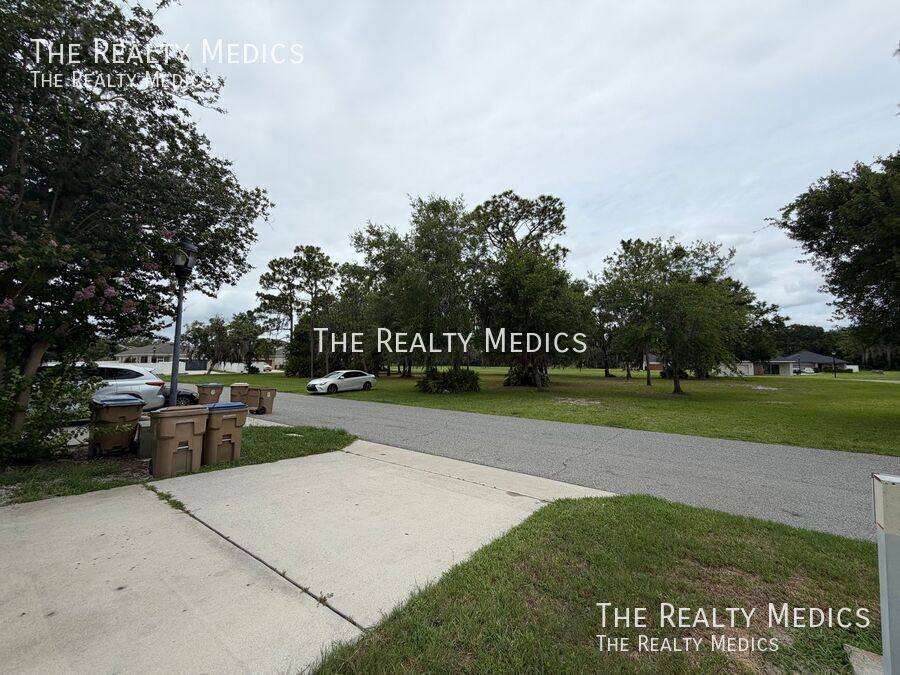 House for rent at 2411 Grasmere View Parkway N, Kissimmee, FL 34746