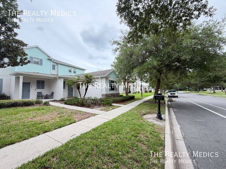 House for rent at 2411 Grasmere View Parkway N, Kissimmee, FL 34746