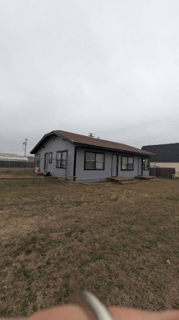 Apartment for rent at 135 SE 45th St, Oklahoma City, OK 73129