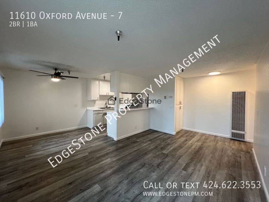 Apartment for rent at 11610 Oxford Ave #7, Hawthorne, CA 90250