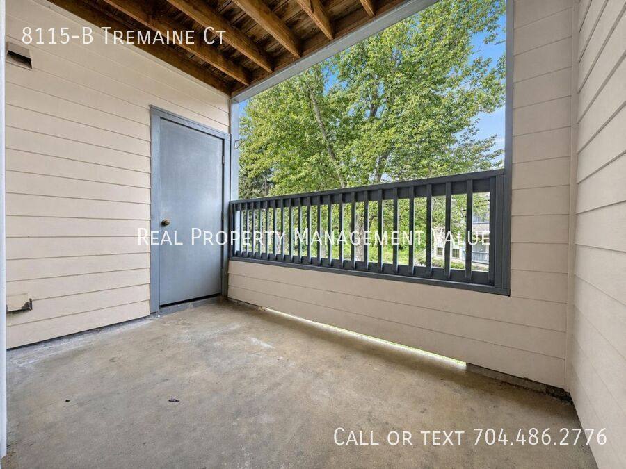 House for rent at 8115-B Tremaine Court, Charlotte, NC 28227