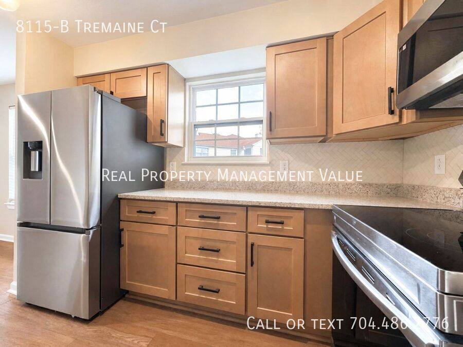 House for rent at 8115-B Tremaine Court, Charlotte, NC 28227